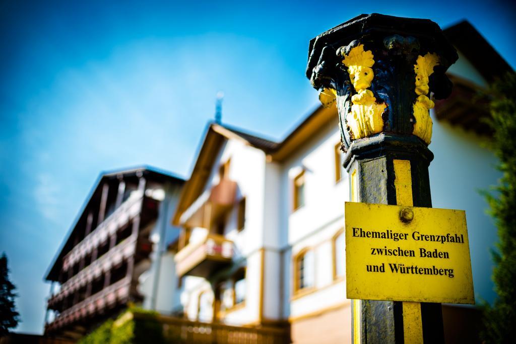 Holzschuh Schwarzwaldhotel Baiersbronn Exterior foto